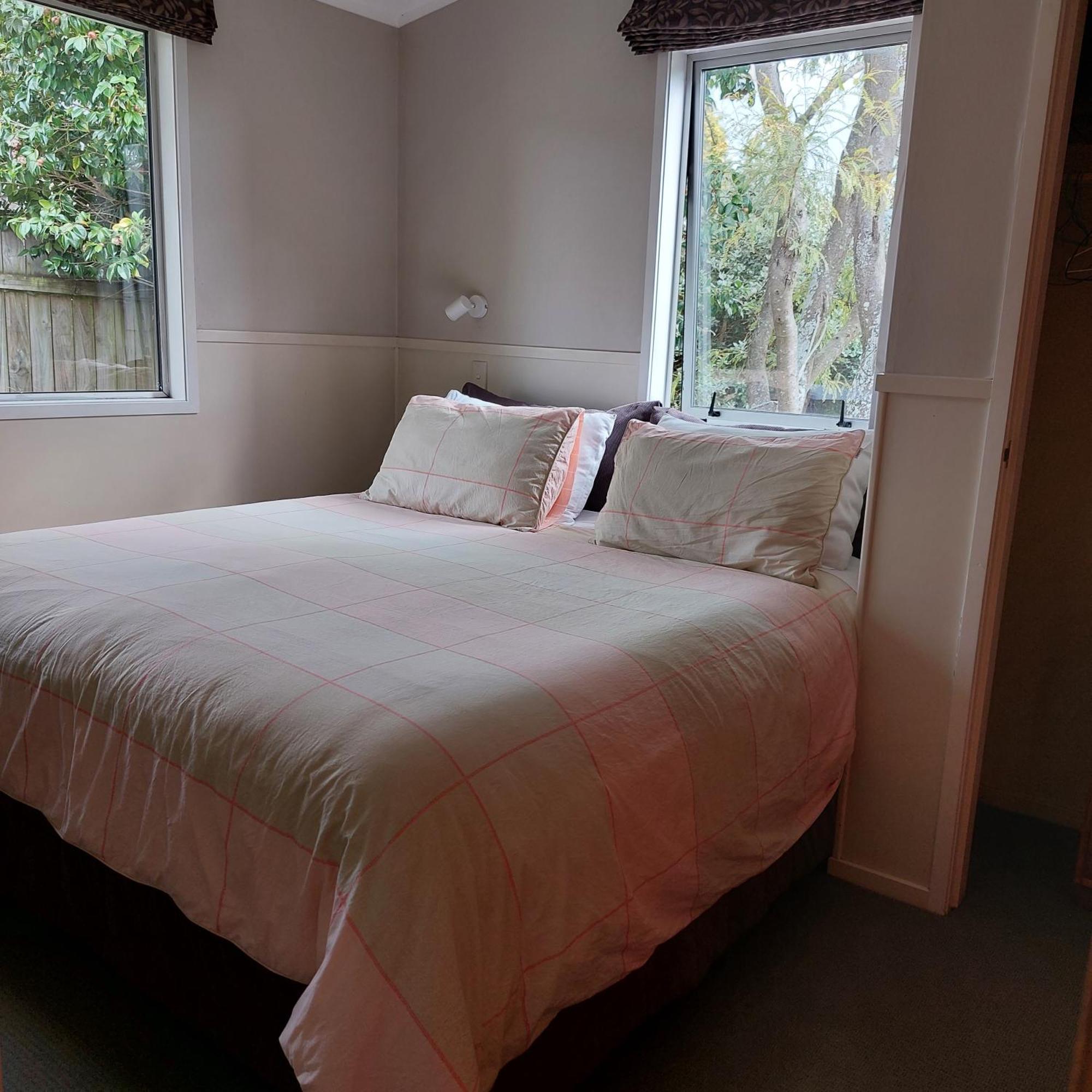 Bed And Breakfast Happy Home Taupo Accommodation Εξωτερικό φωτογραφία