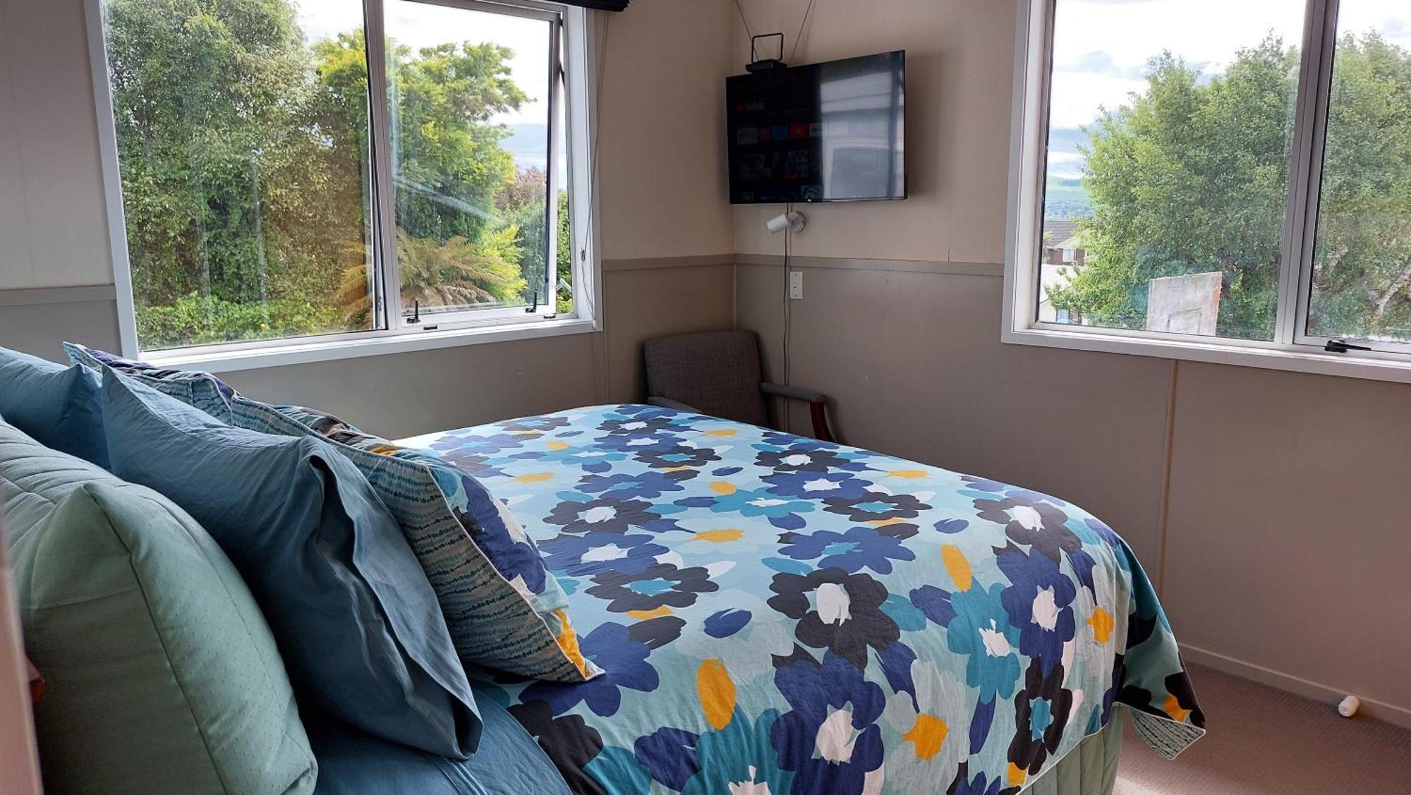 Bed And Breakfast Happy Home Taupo Accommodation Εξωτερικό φωτογραφία