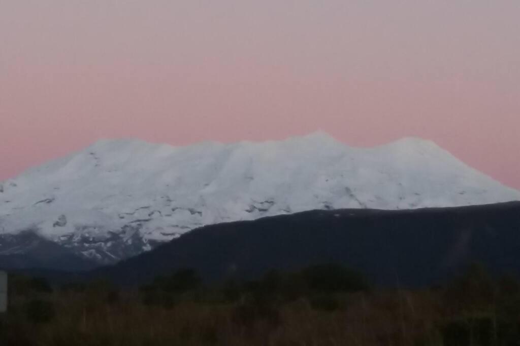 Bed And Breakfast Happy Home Taupo Accommodation Εξωτερικό φωτογραφία